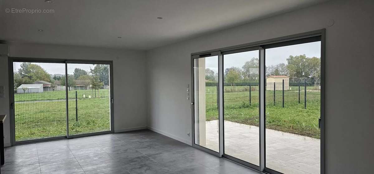 Maison moderne avec 3 chambres à Saramon - photo 2