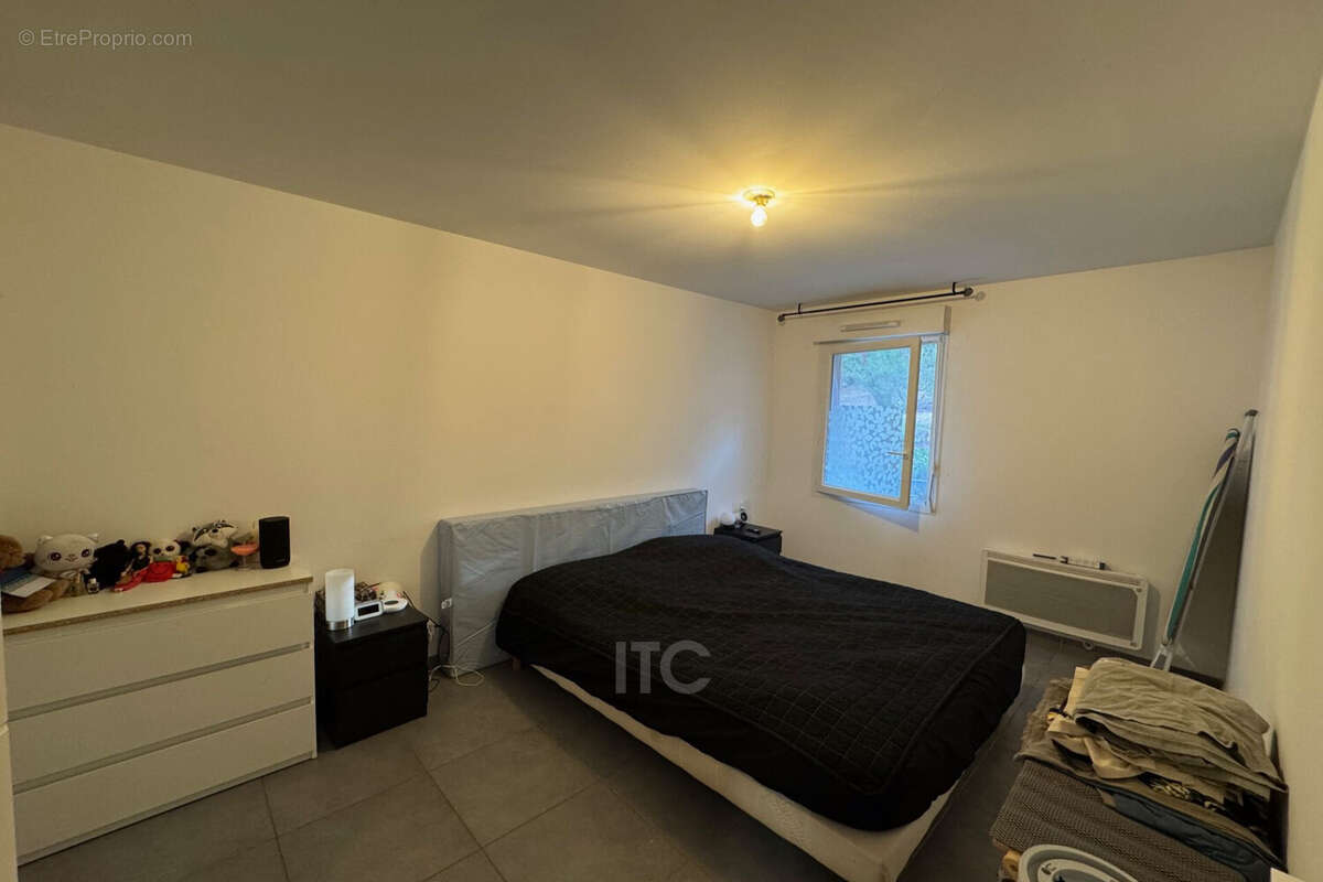Appartement 47 m² à Chateauneuf-Le-Rouge  - photo 5