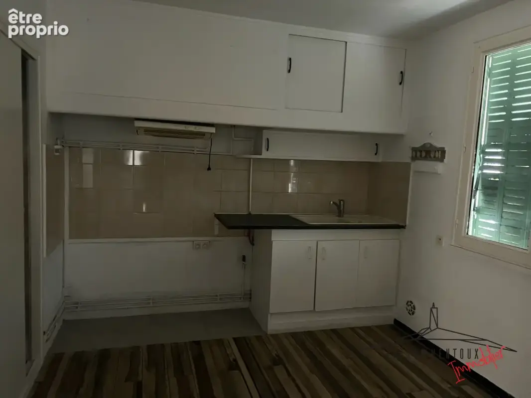 Maison avec 2 appartements et 1 grand garage - photo 8