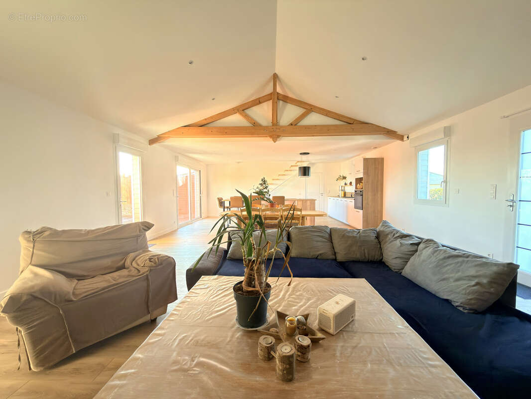 Maison à LE LOROUX-BOTTEREAU