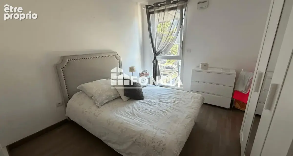 CROISEE LAROCHE - type 2 avec balcon et parking - photo 12
