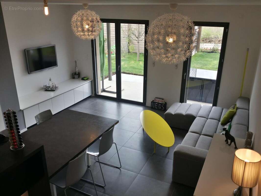 Photo 2 - Maison à L'ISLE-D'ABEAU
