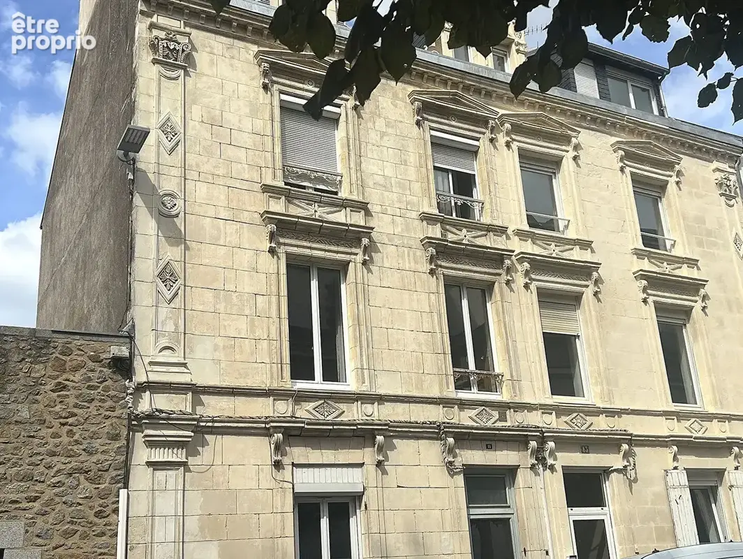 Appartement T2, place ST MICHEL - photo 1