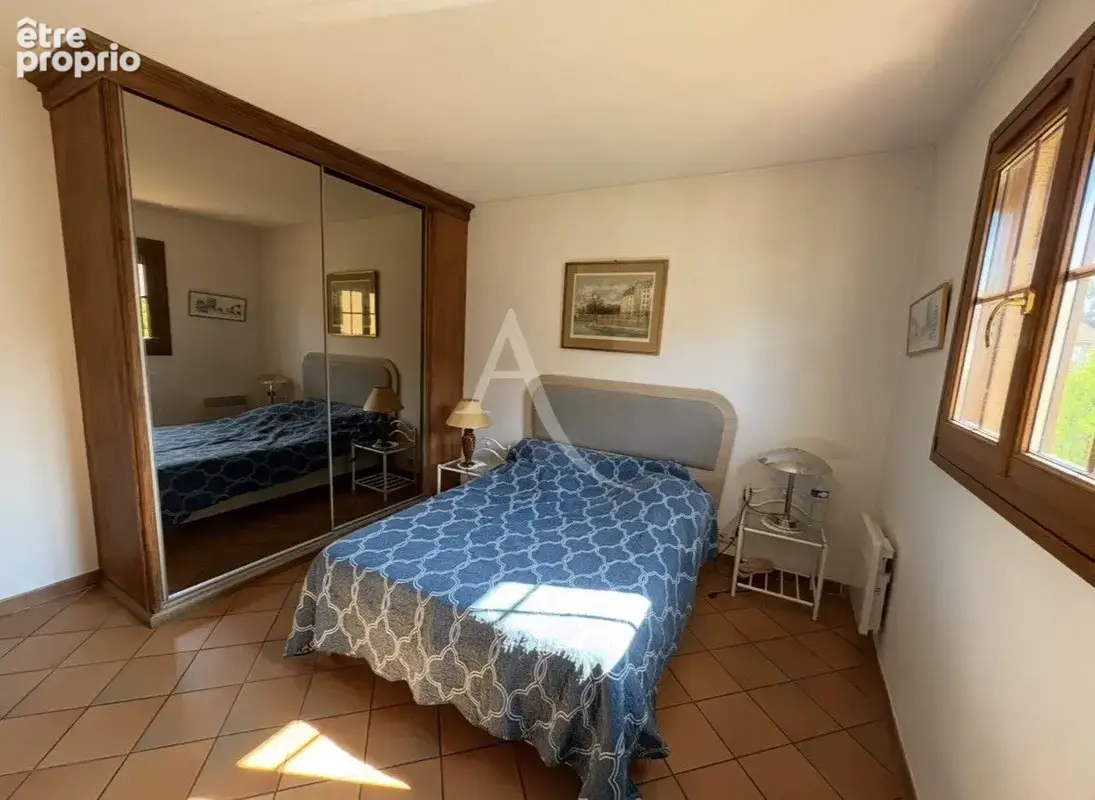 Maison familiale de 110 m² avec 4 chambres et beau terrain de 445 m² - photo 12