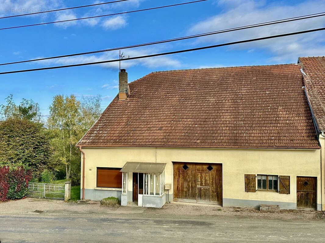 Maison à VILLERSEXEL