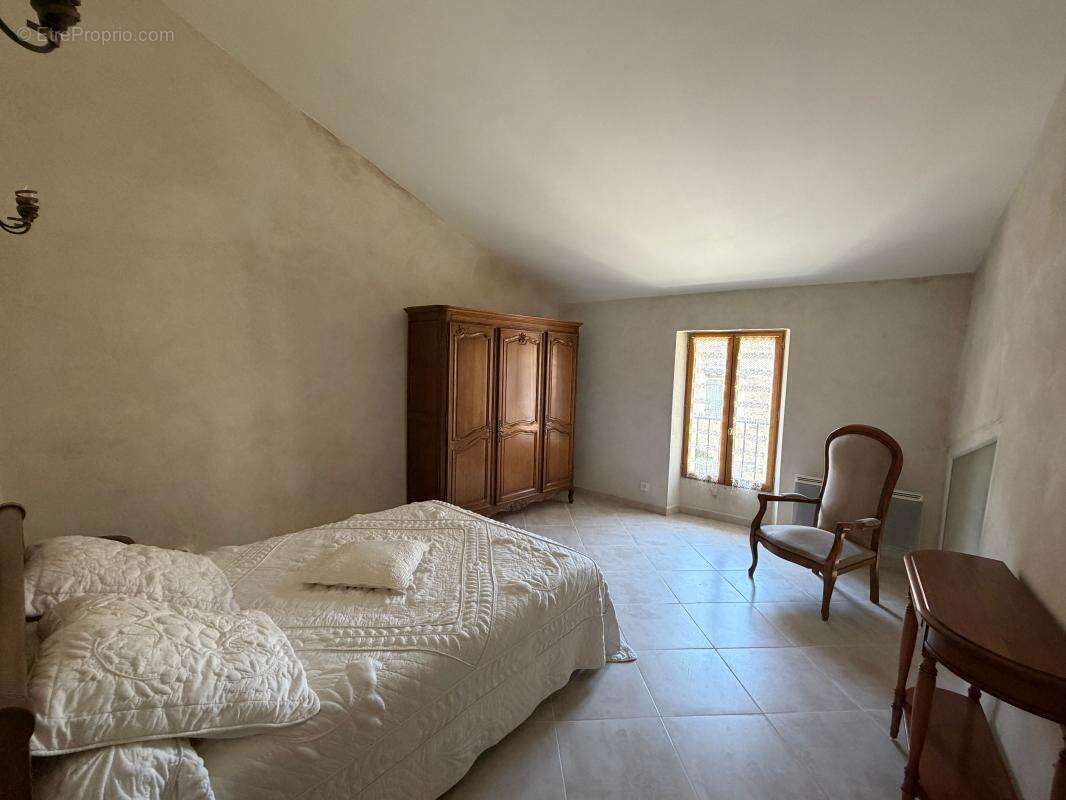 Maison à MALAUCENE