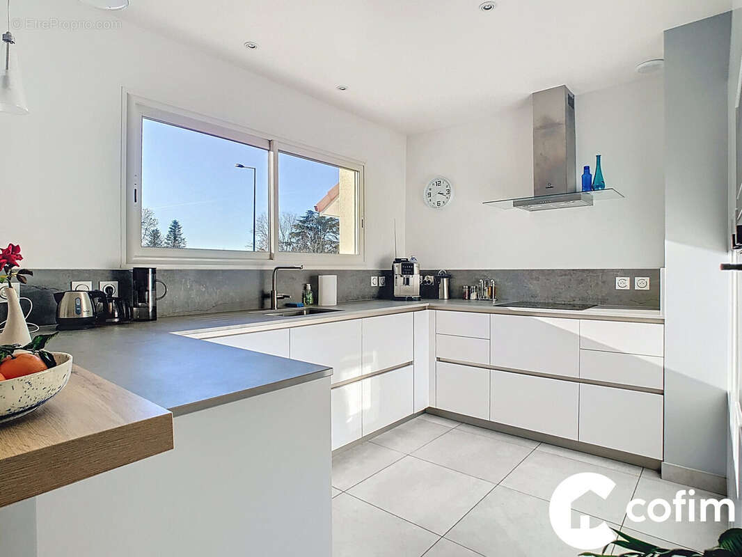 Maison à SERRES-CASTET