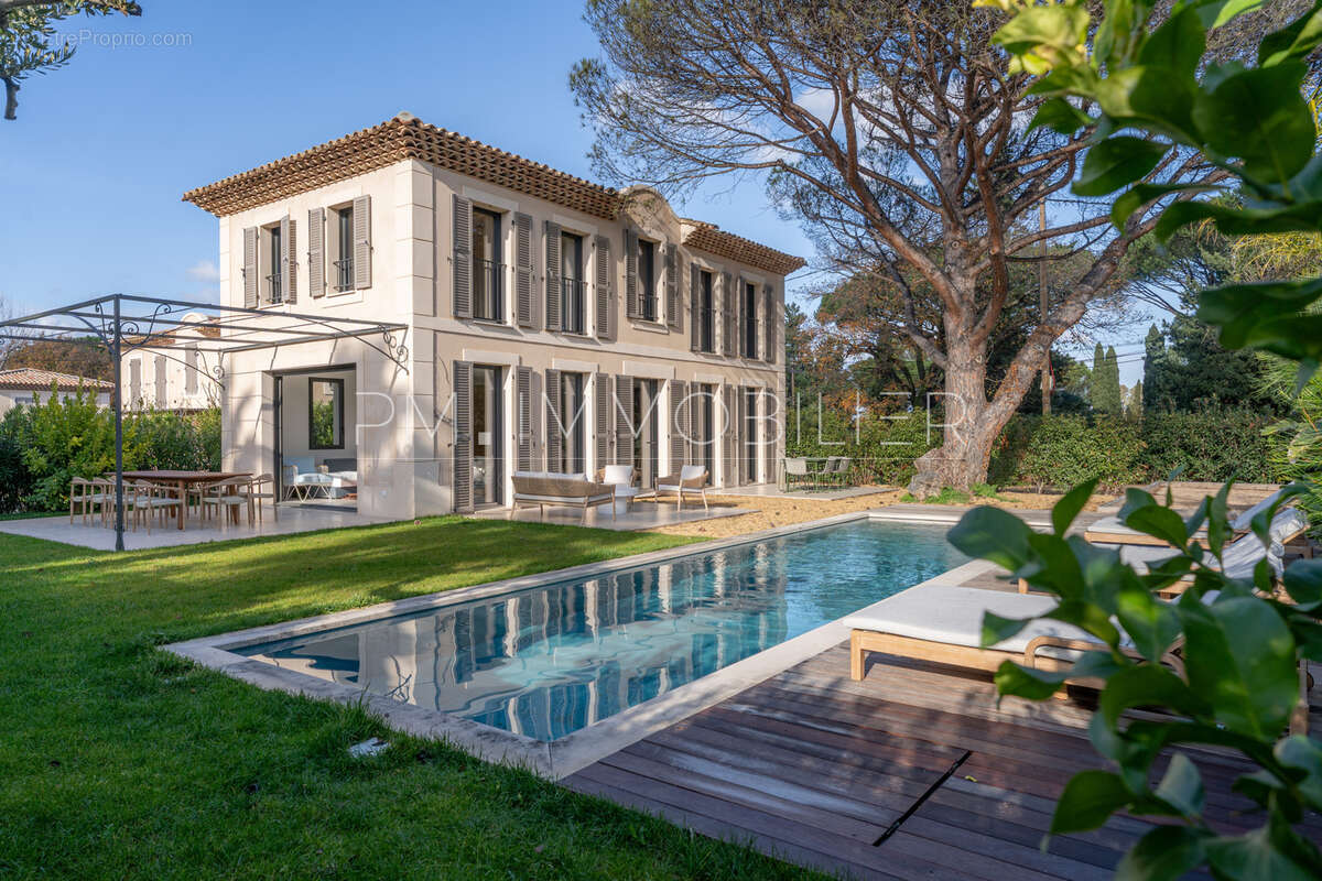 Maison à GASSIN