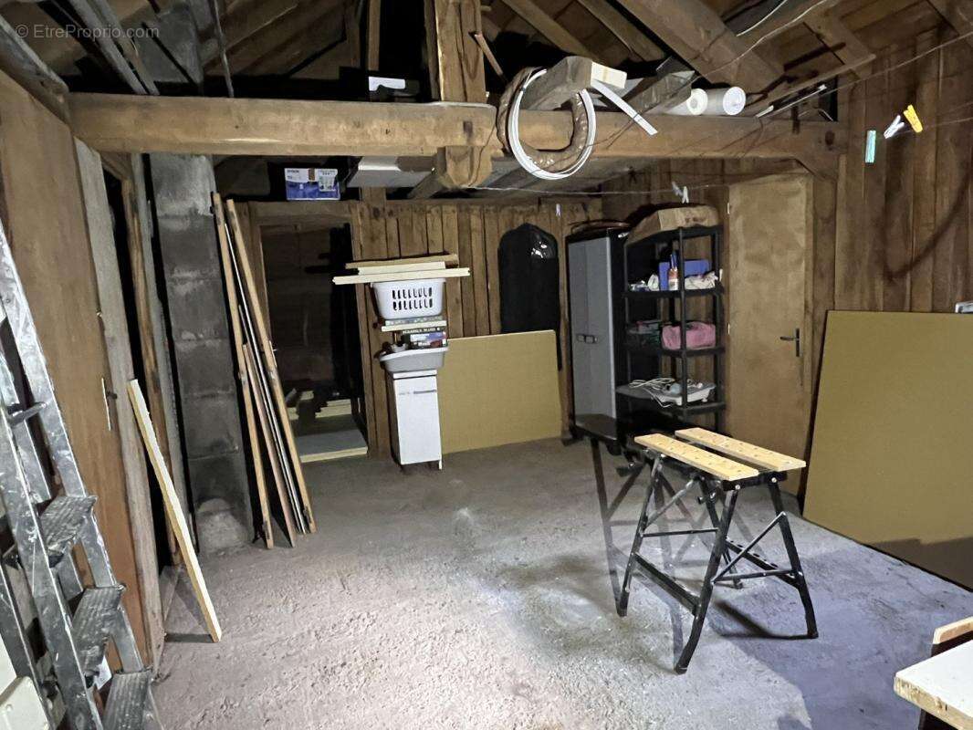 Appartement à LATRONQUIERE