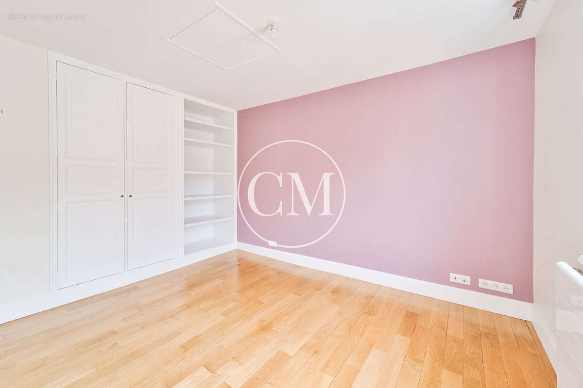 Appartement à VERSAILLES