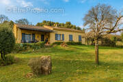 Maison à CHATEAUNEUF-DE-GADAGNE