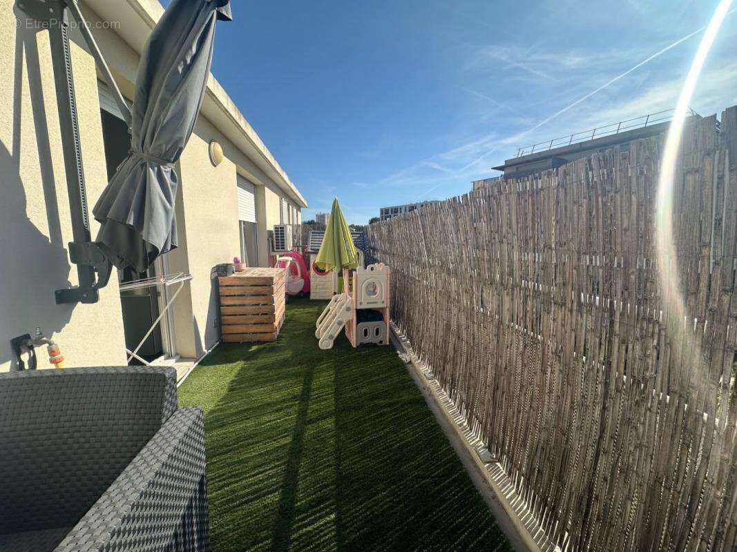 Appartement à MARSEILLE-13E