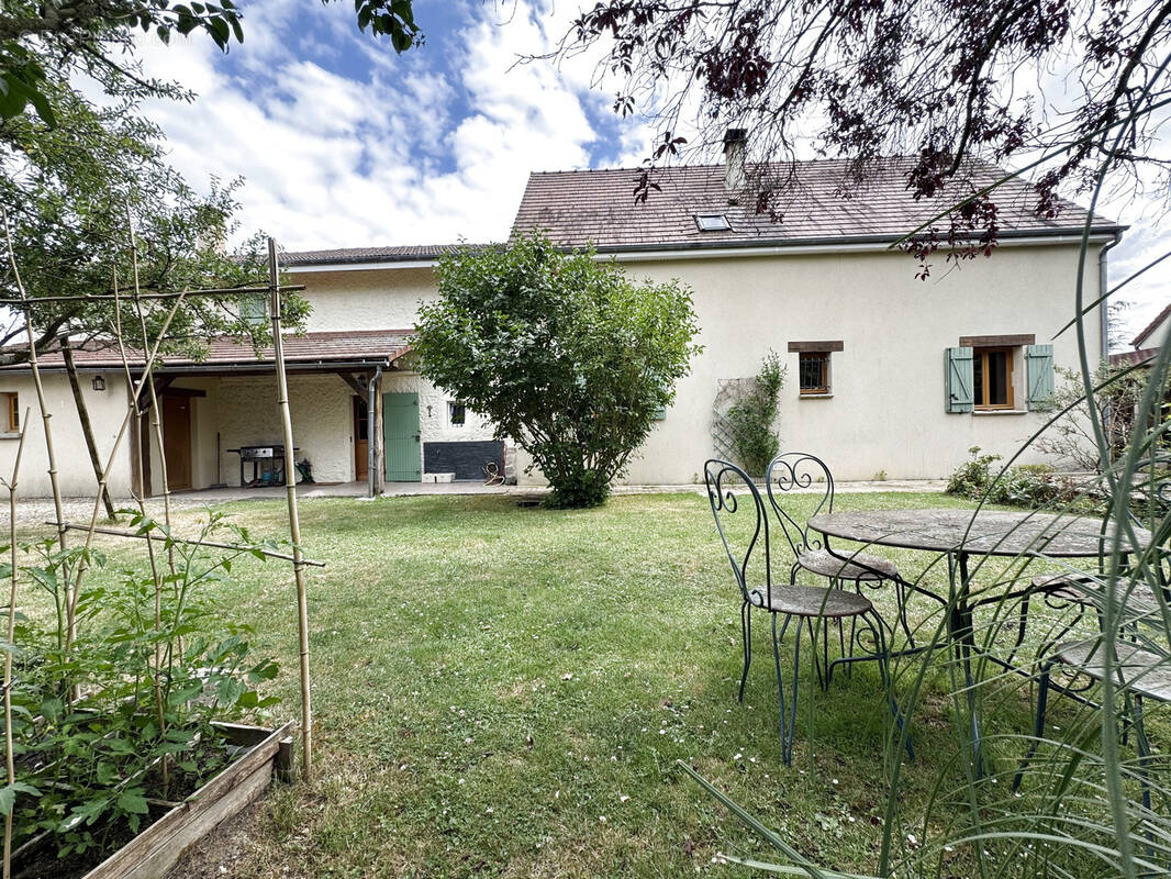 Maison à MORTEFONTAINE
