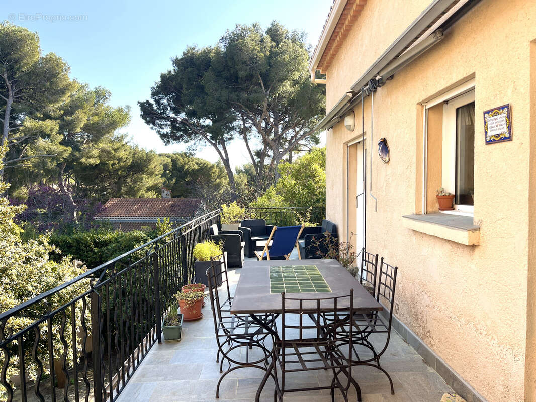 Maison à ENSUES-LA-REDONNE