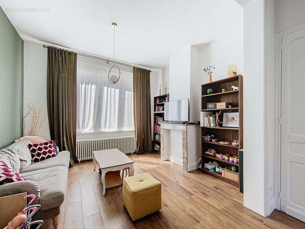 Maison à ARMENTIERES