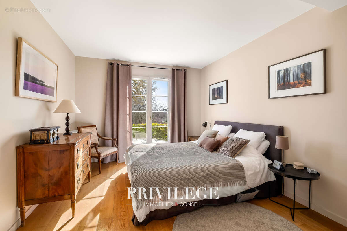 Maison à SAINT-DIDIER-AU-MONT-D'OR