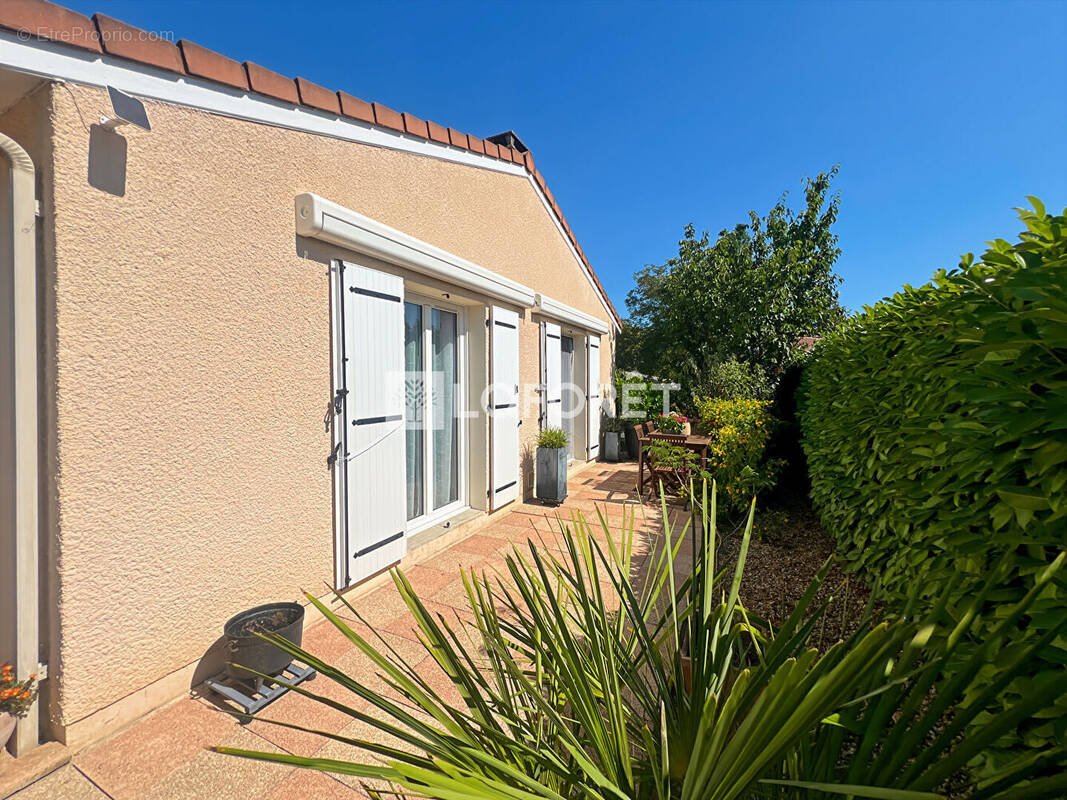 Maison à SAINT-DENIS-DE-PILE