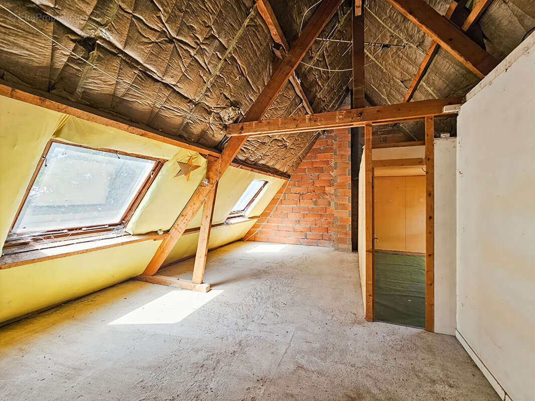 Maison à BAZOUGES-LA-PEROUSE