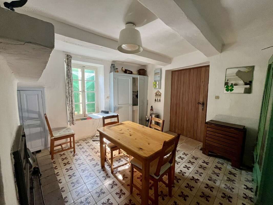 Maison à ROQUESSELS