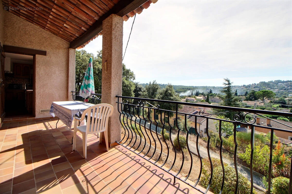 Maison à TRANS-EN-PROVENCE