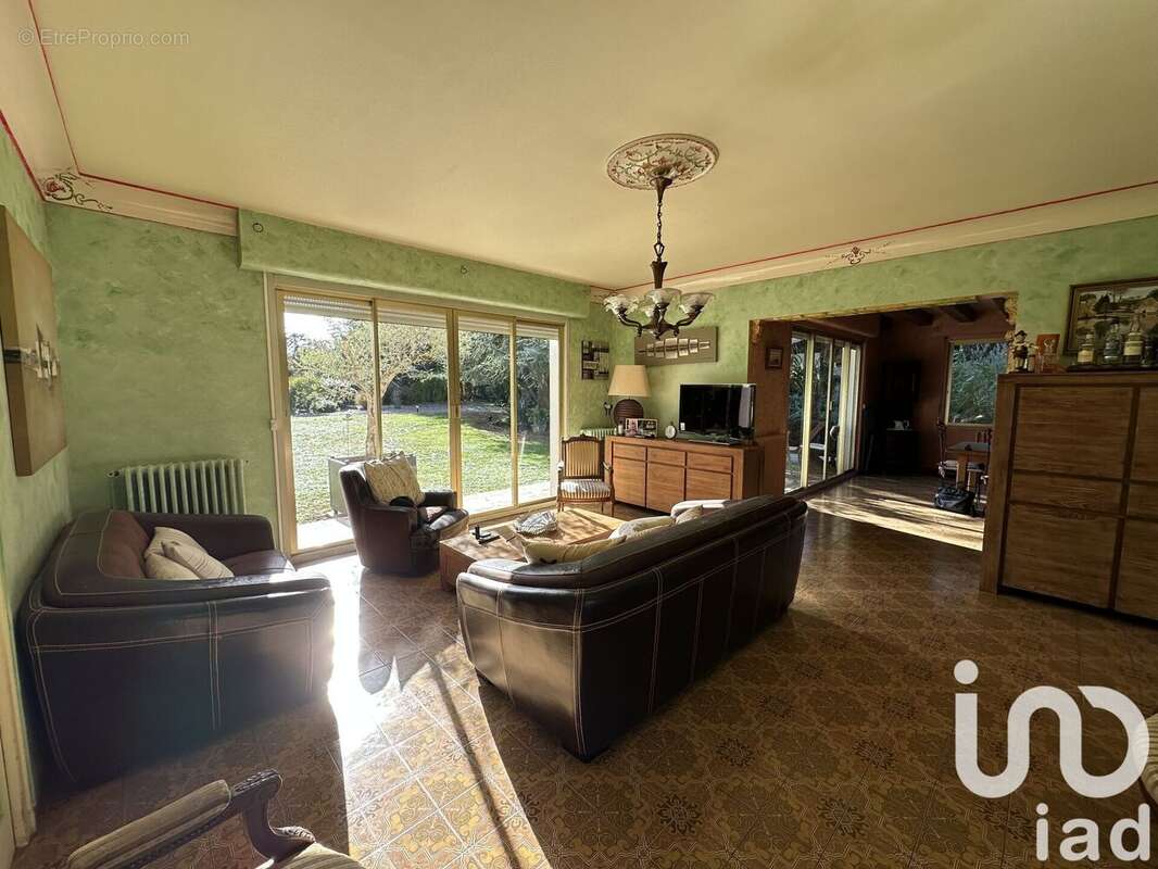 Photo 2 - Maison à ISSOUDUN