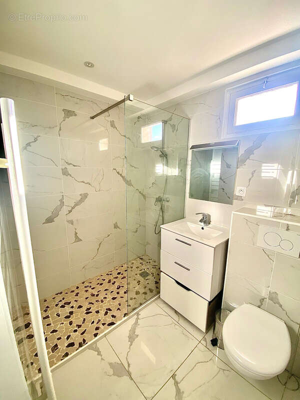 Appartement à VILLENEUVE-LOUBET