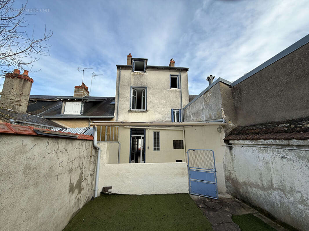 Maison à CHATEAUROUX