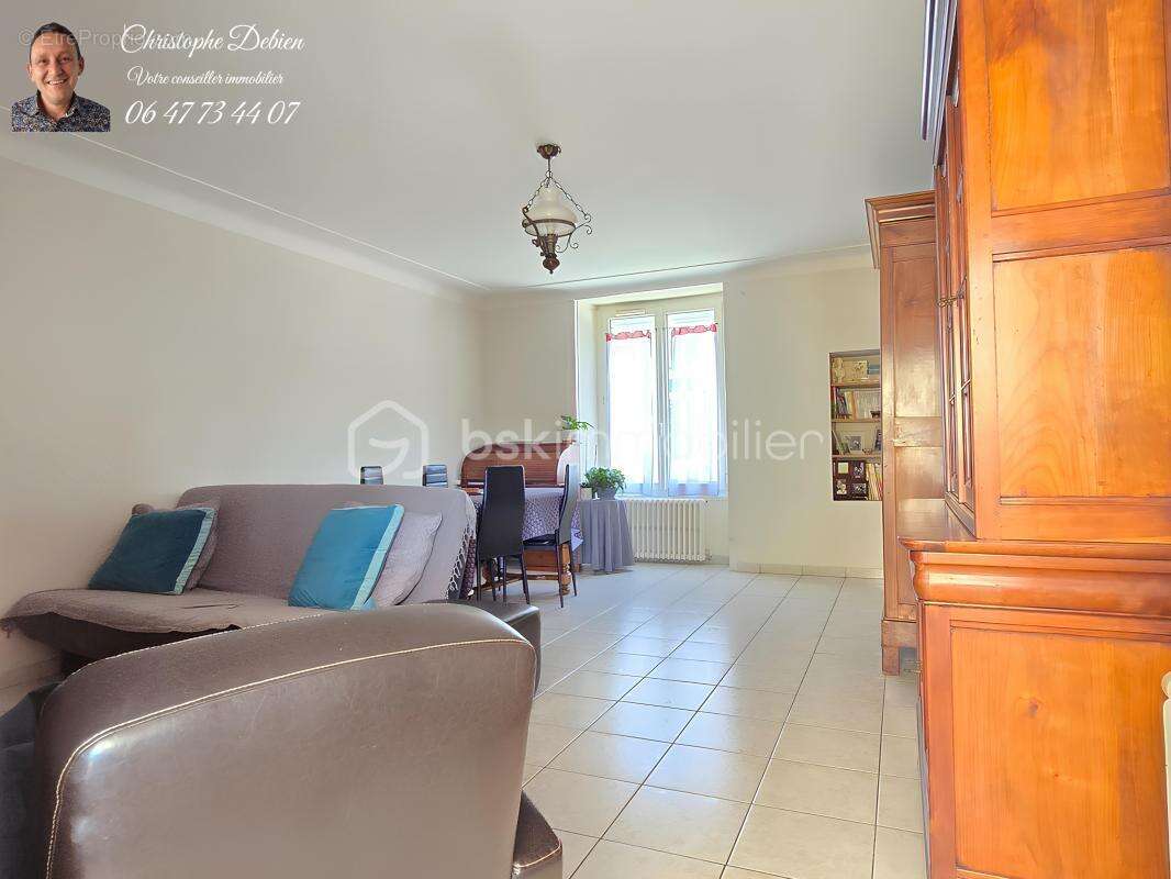 Maison à BEAUREPAIRE