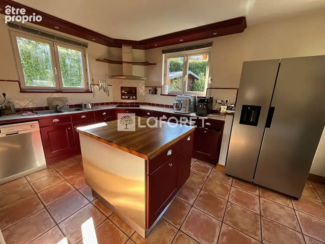 73210 La Plagne Tarentaise Belle maison T6 avec terrasse, garage, jardin - photo 6
