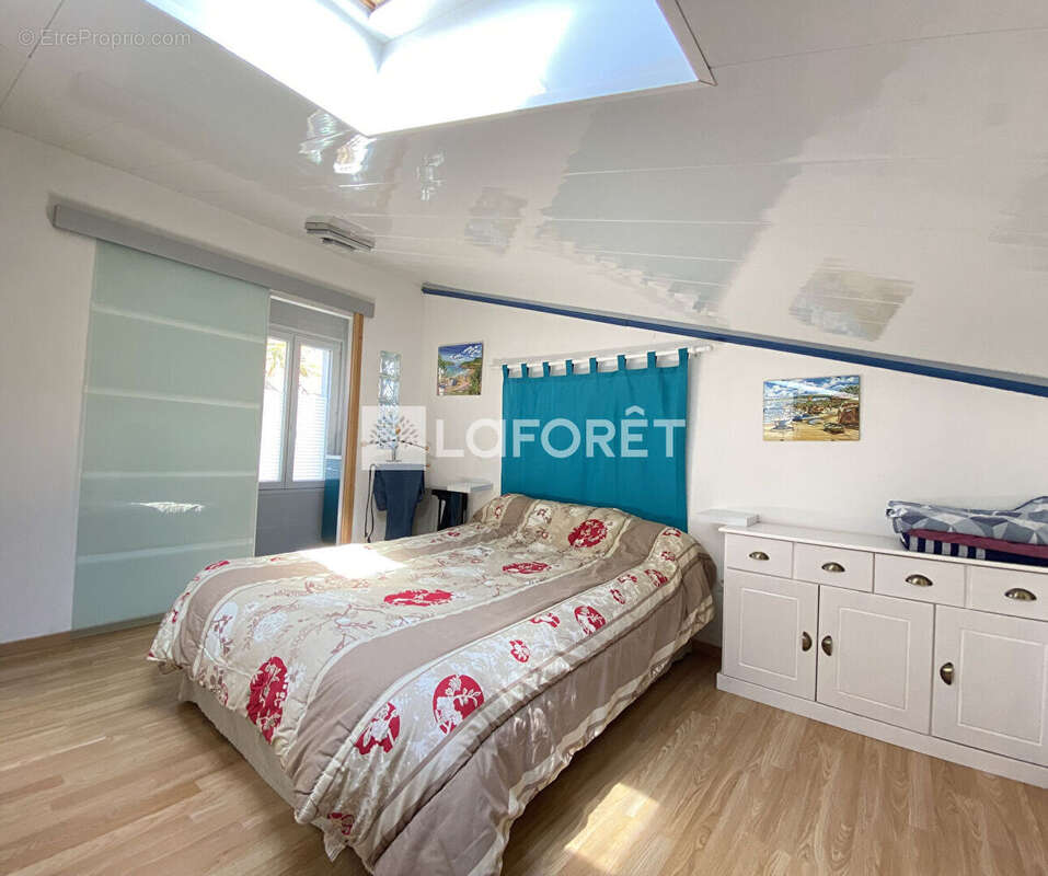 Maison à PORT-DES-BARQUES