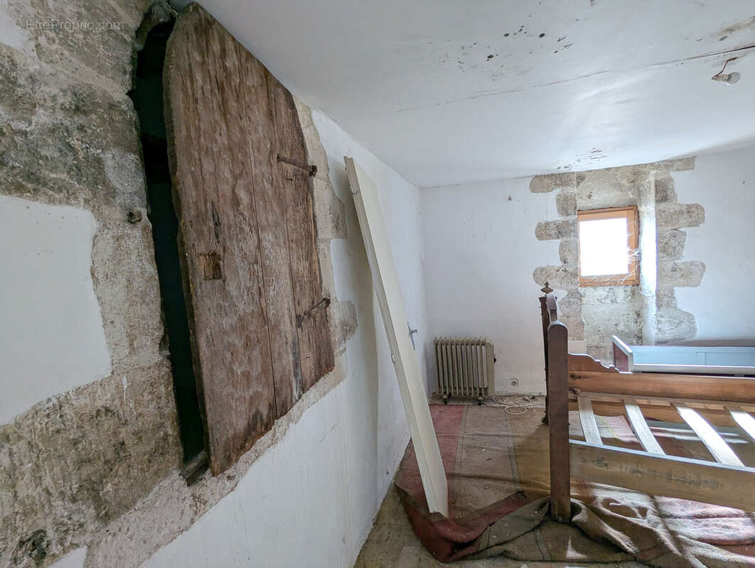 Maison à BAGAT-EN-QUERCY