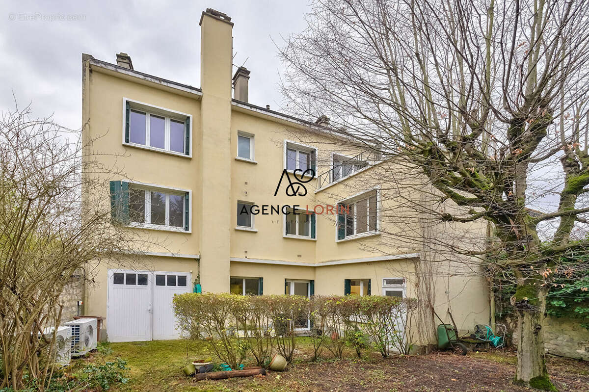 Appartement à LE VESINET