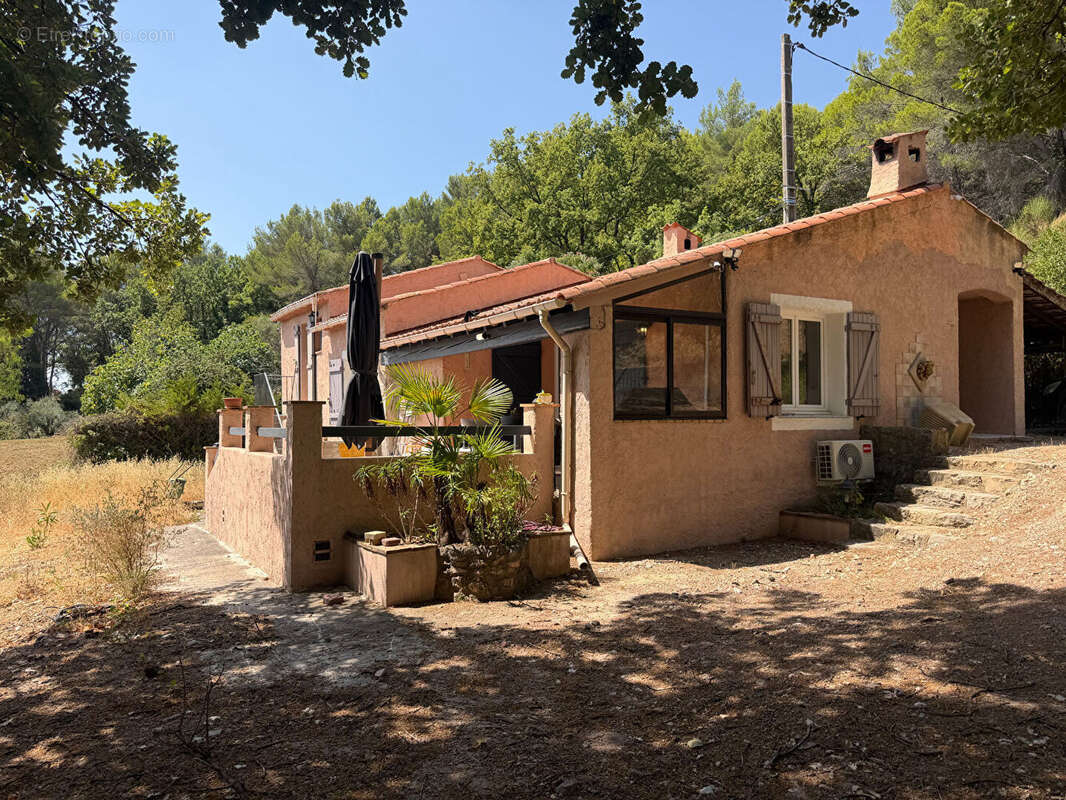 Seillans - en exclusivité - photo 3