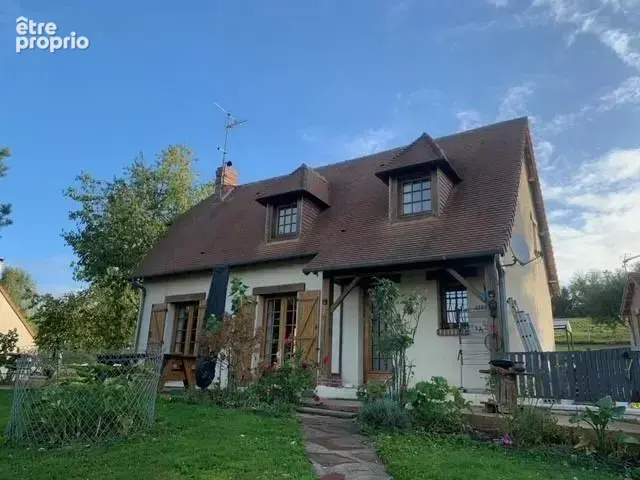 Maison 86 m² à Livarot  - photo 1