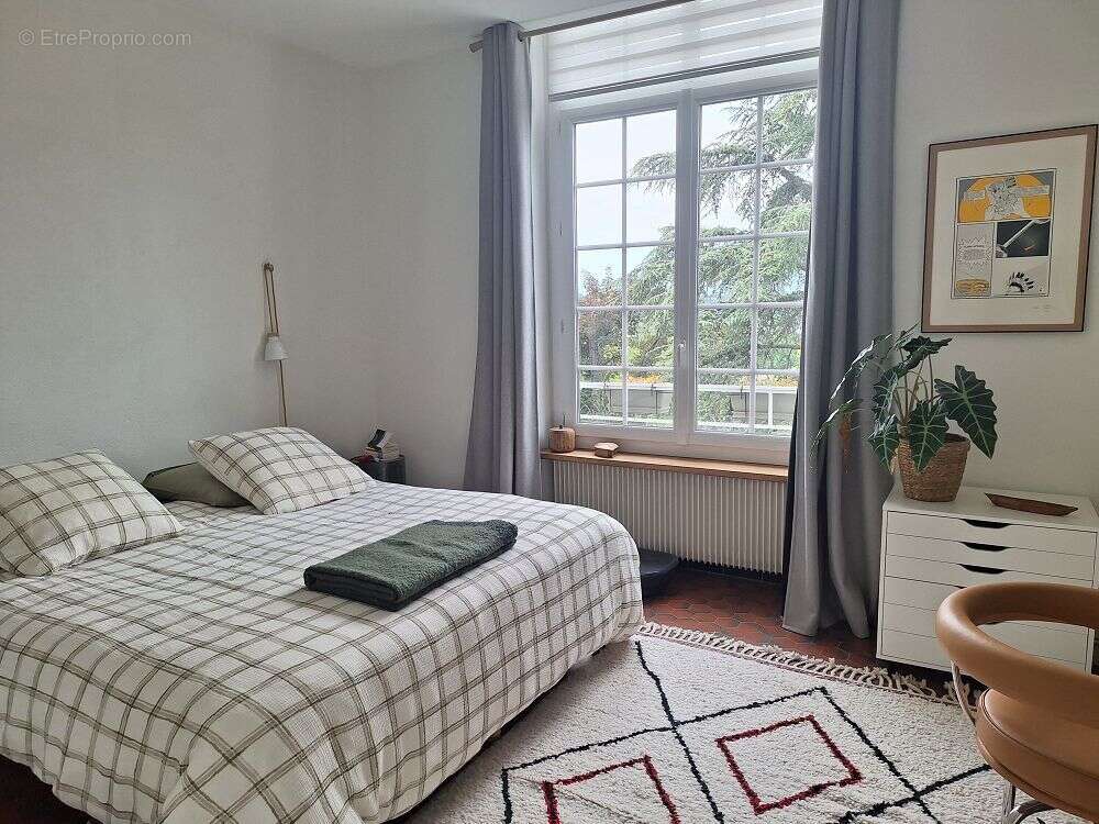 Appartement 179 m² à Feyzin  - photo 4