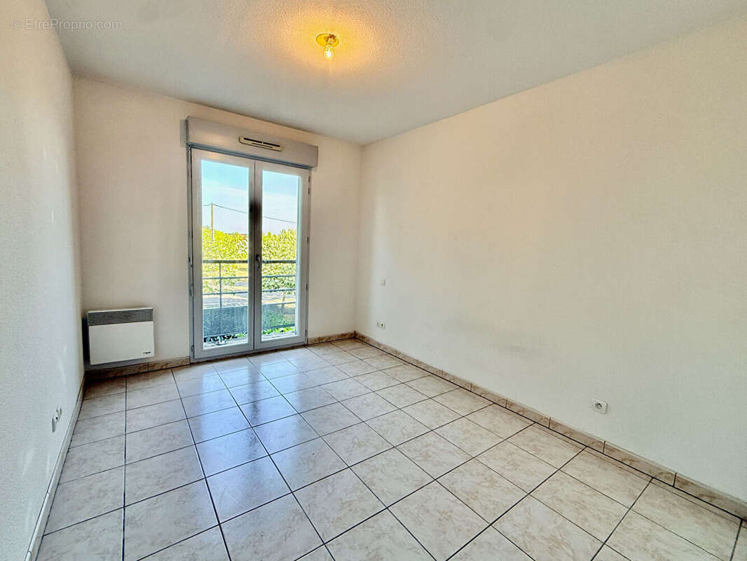 Appartement Angoulême 2 pièce(s) 34 m2 libre - photo 8