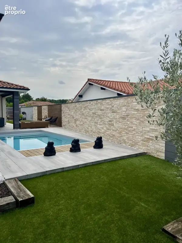 Coup de cœur   Élégante contemporaine de plain-pied avec piscine chauffée - photo 20
