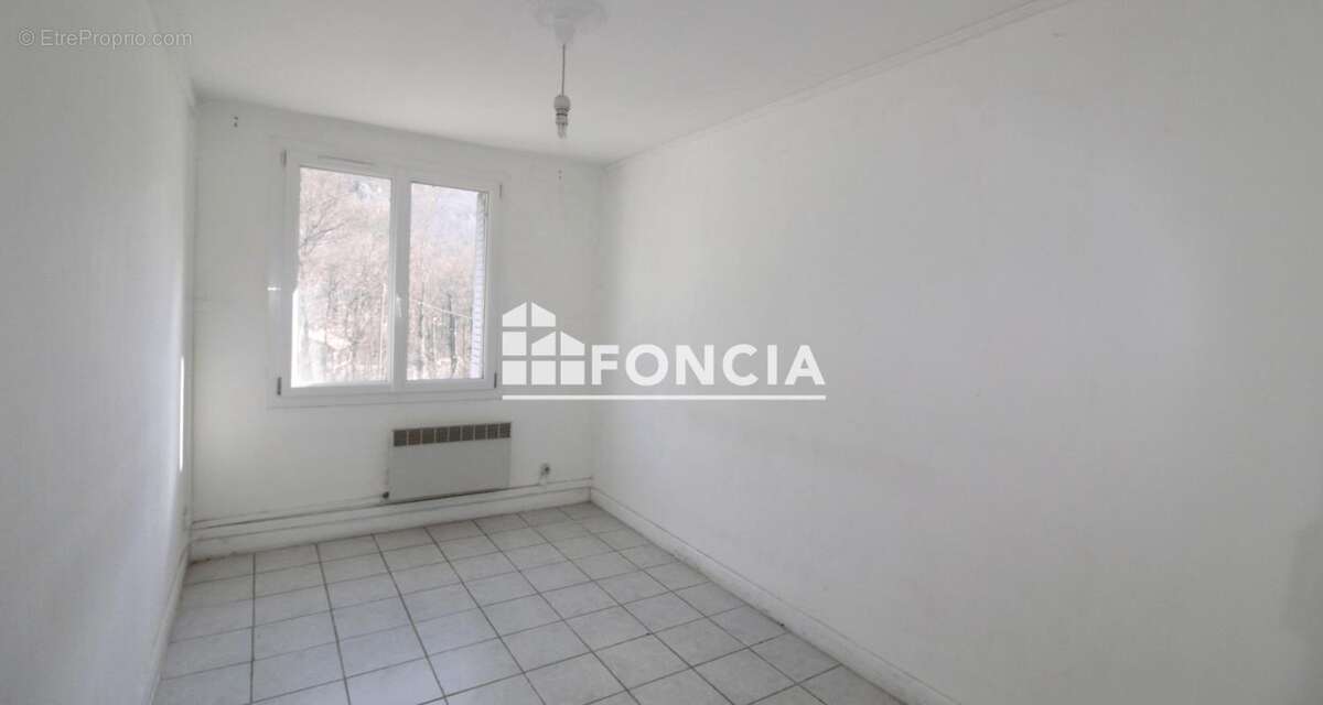 Appartement à VIZILLE