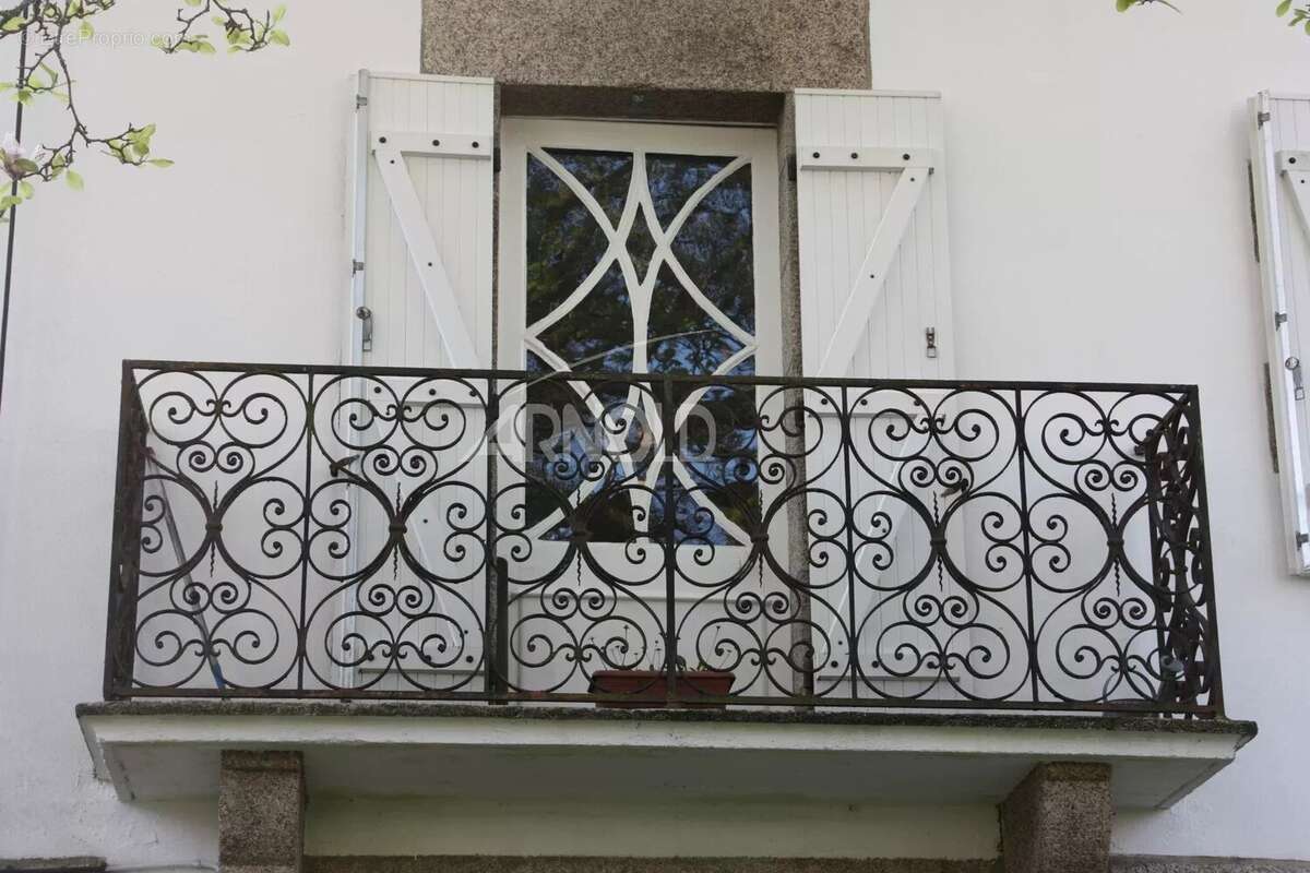 Maison à PONT-AVEN