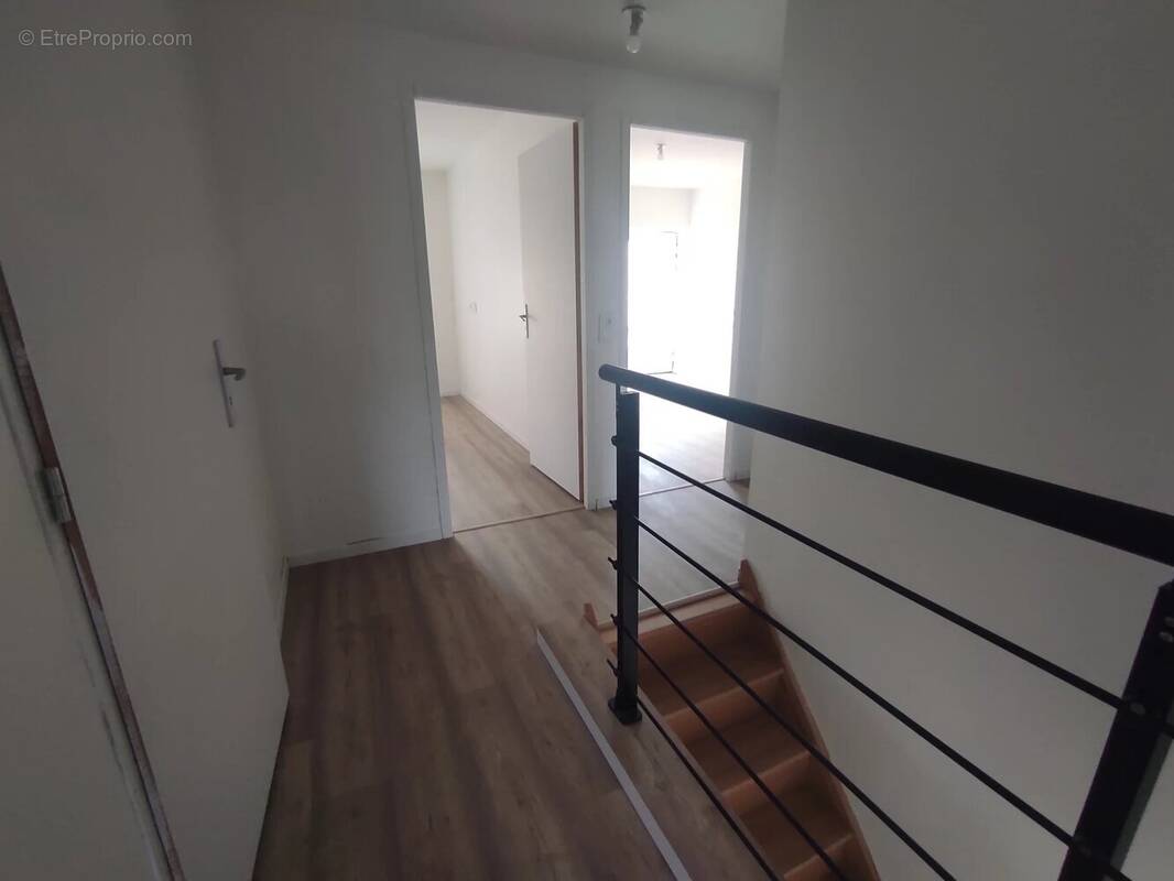 Appartement à PERN