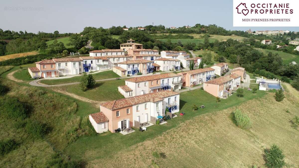 Commerce à CARLA-BAYLE