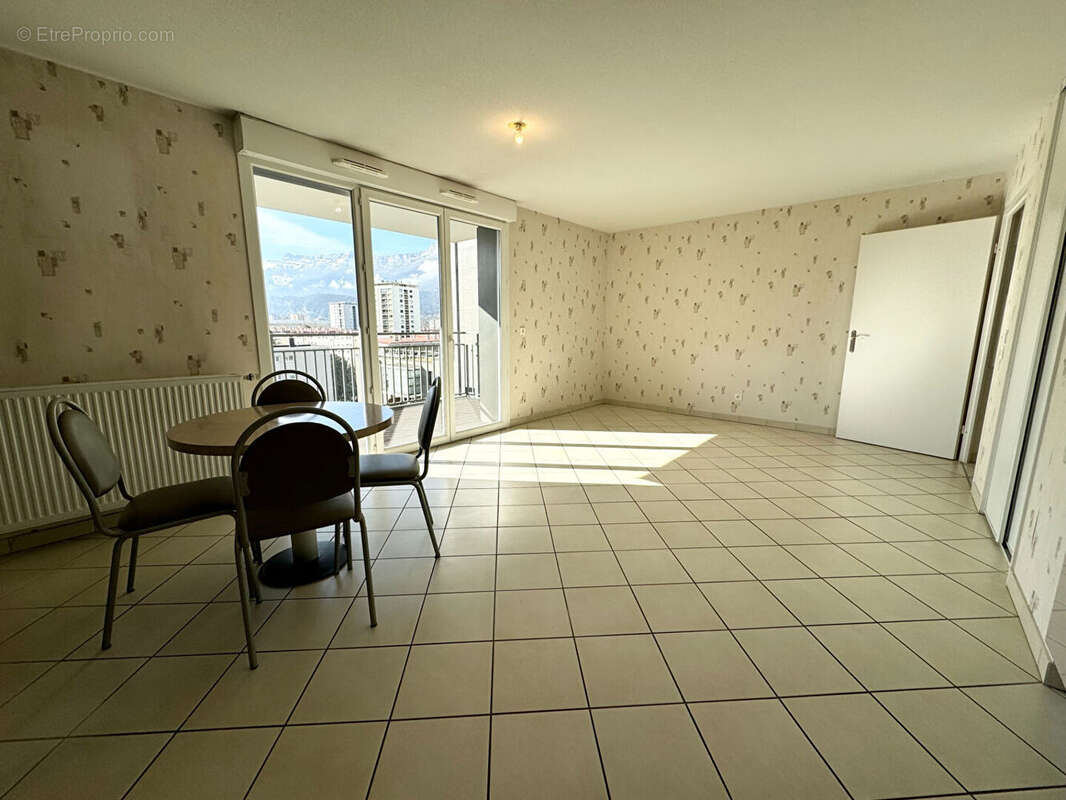 Appartement à GRENOBLE