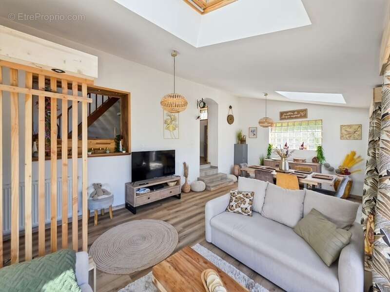 Maison à LONS-LE-SAUNIER