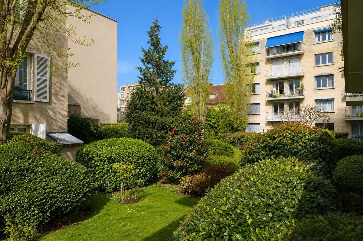 Appartement à VERSAILLES