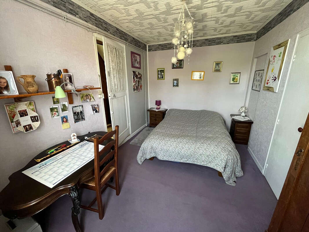 Maison à VERNEUIL-L&#039;ETANG