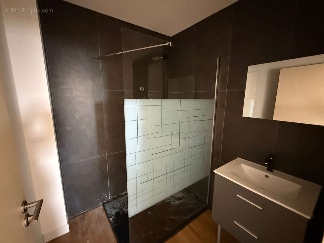 Maison à BELLEGARDE