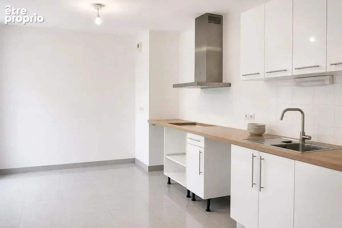 Appartement T3 de 60 m² place de parking à Castelnau-le-Lez - photo 2
