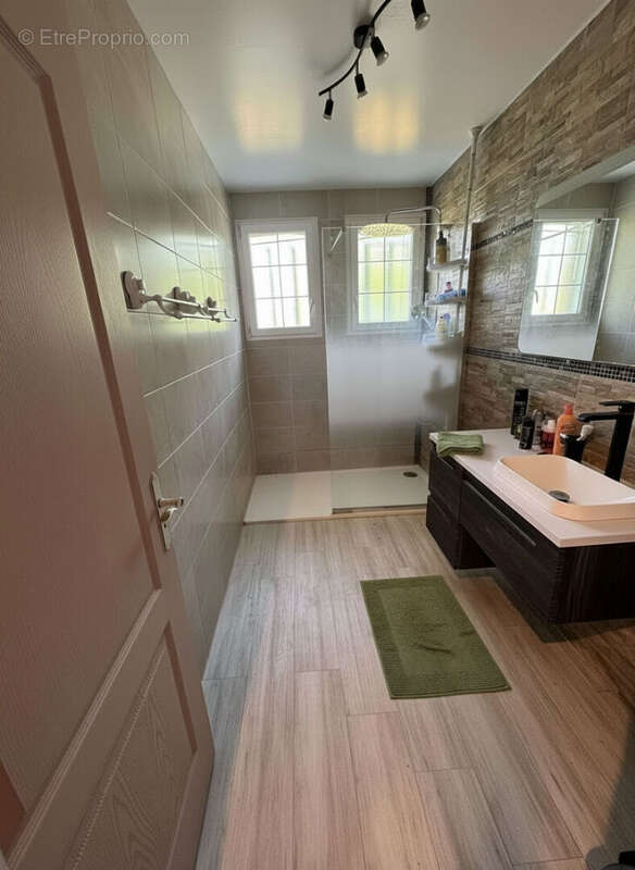 Maison à MONTPON-MENESTEROL