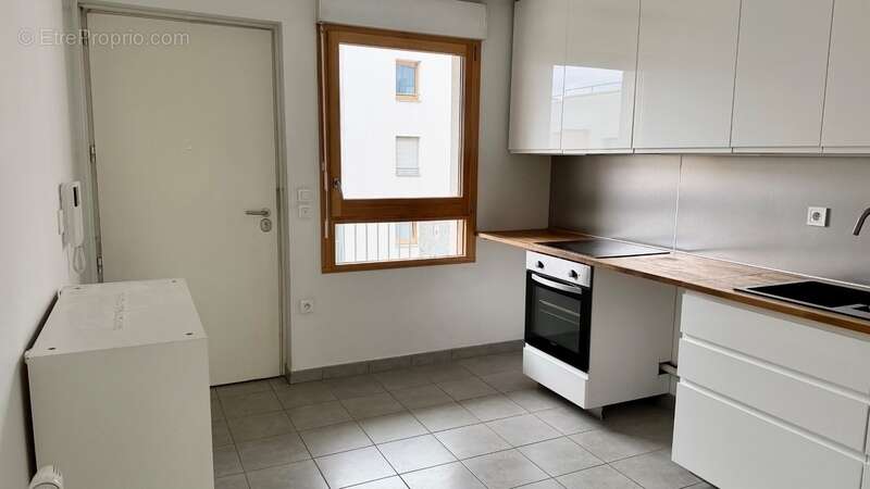 Appartement à L'ILE-SAINT-DENIS
