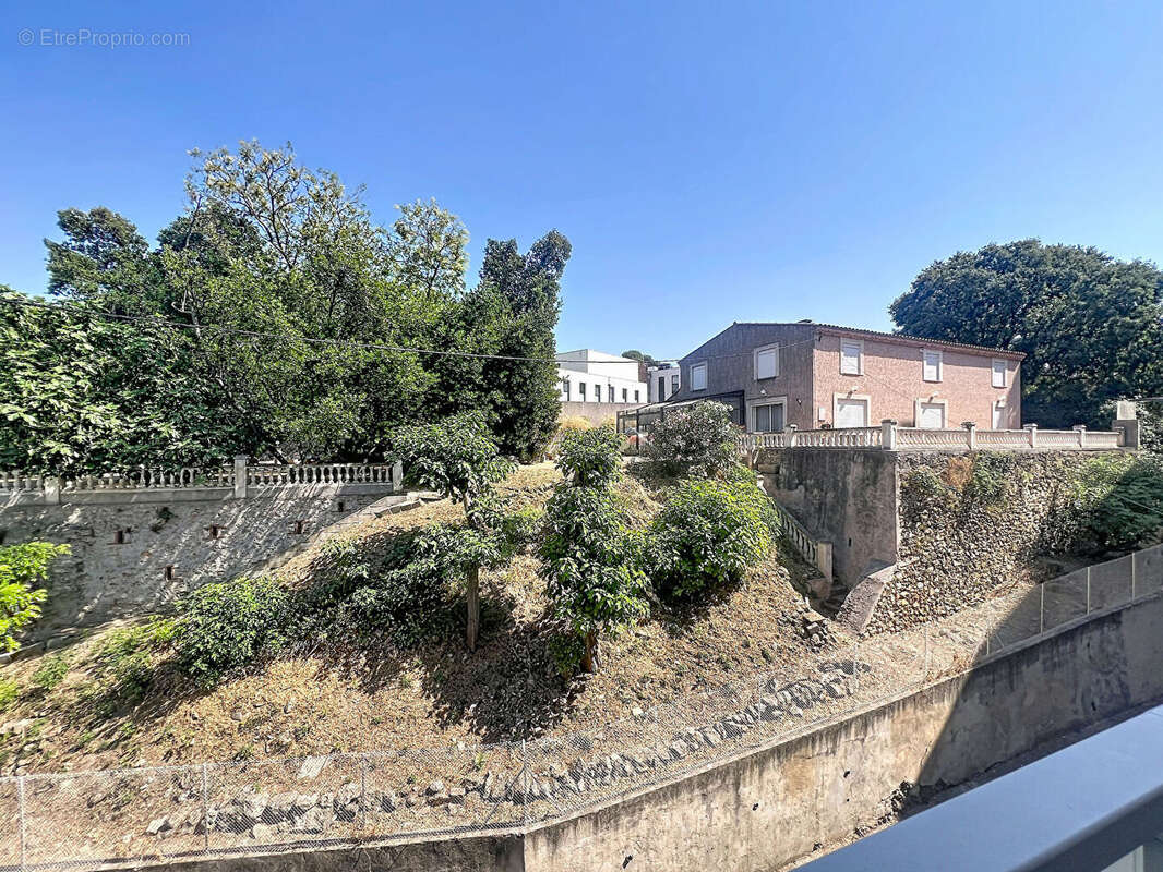 COUP DE COEUR ! Magnifique T3 avec terrasse de 20 m² et garage - Résidence récente -DPE A - photo 6